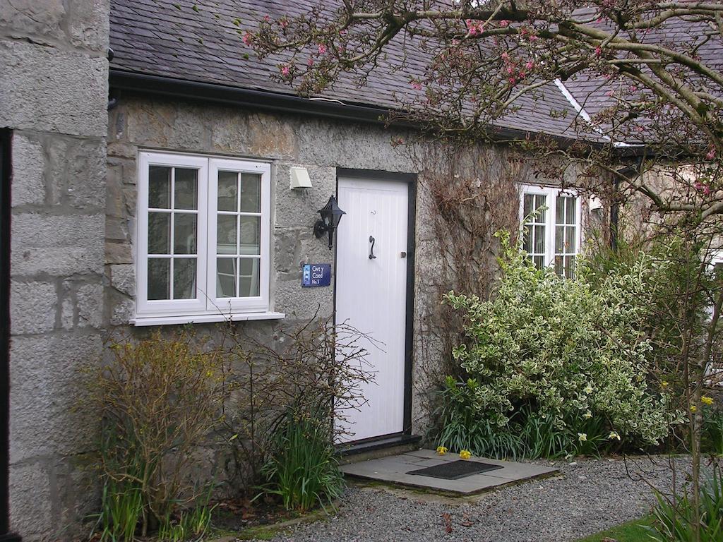 Tros Yr Afon Holiday Cottages And Manor House Beaumaris Habitación foto